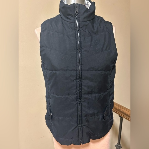 Jones New York Sport Petite Reversible Black & Plaid Puffer Vest Size PM - Picture 2 of 10